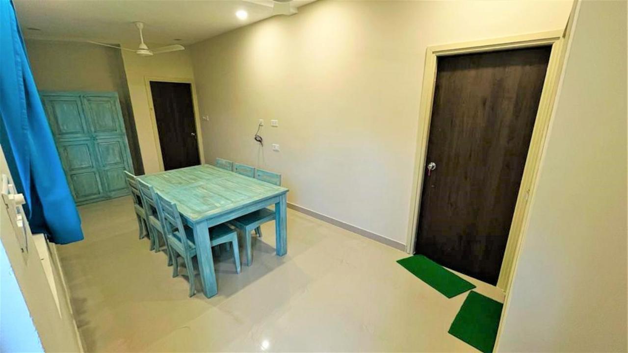 Shikhar Bunglow - A Stunning Valley View Bungalow In Mount Abu Bed & Breakfast ภายนอก รูปภาพ