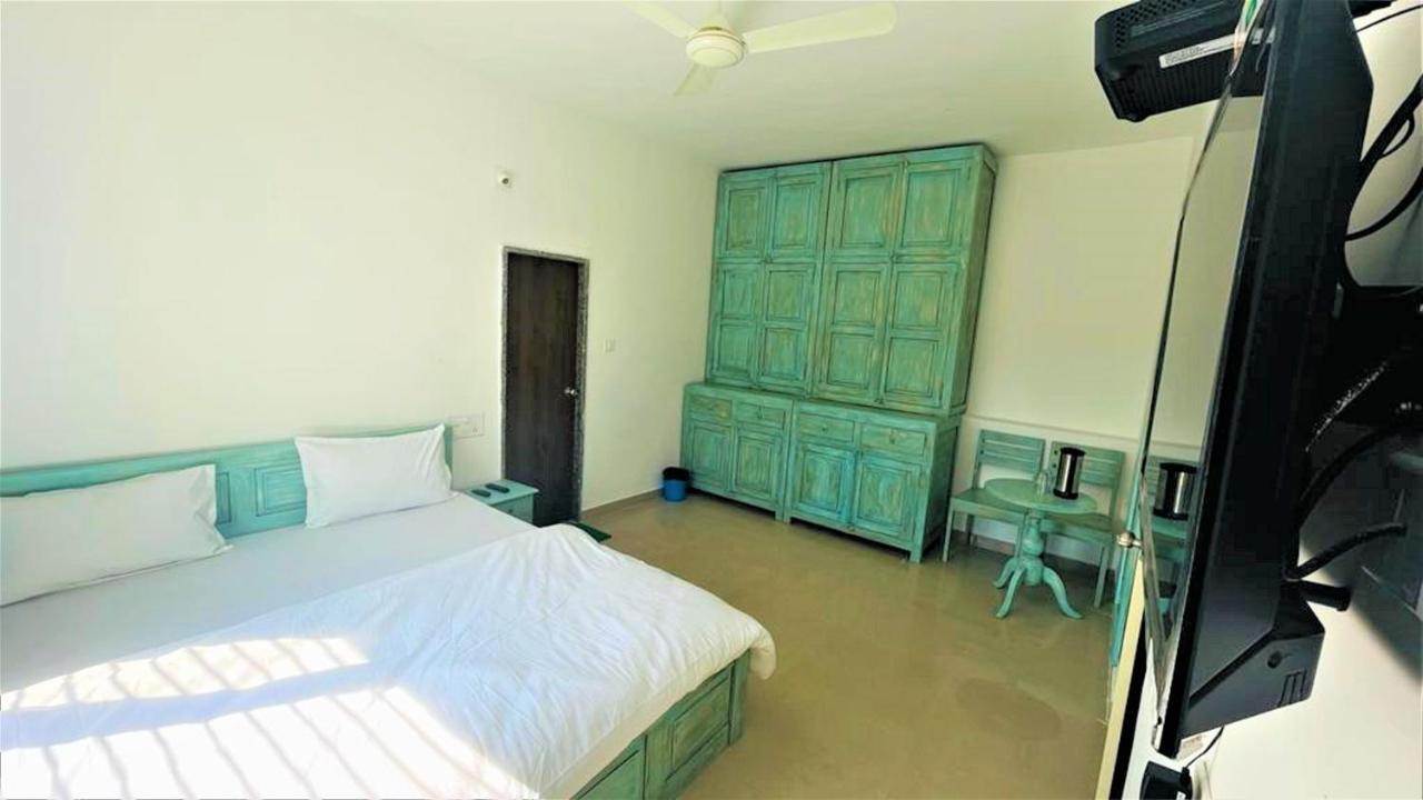 Shikhar Bunglow - A Stunning Valley View Bungalow In Mount Abu Bed & Breakfast ภายนอก รูปภาพ
