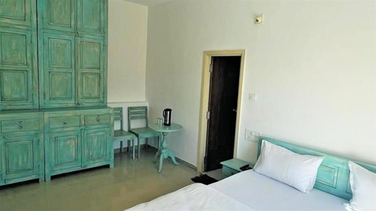 Shikhar Bunglow - A Stunning Valley View Bungalow In Mount Abu Bed & Breakfast ภายนอก รูปภาพ