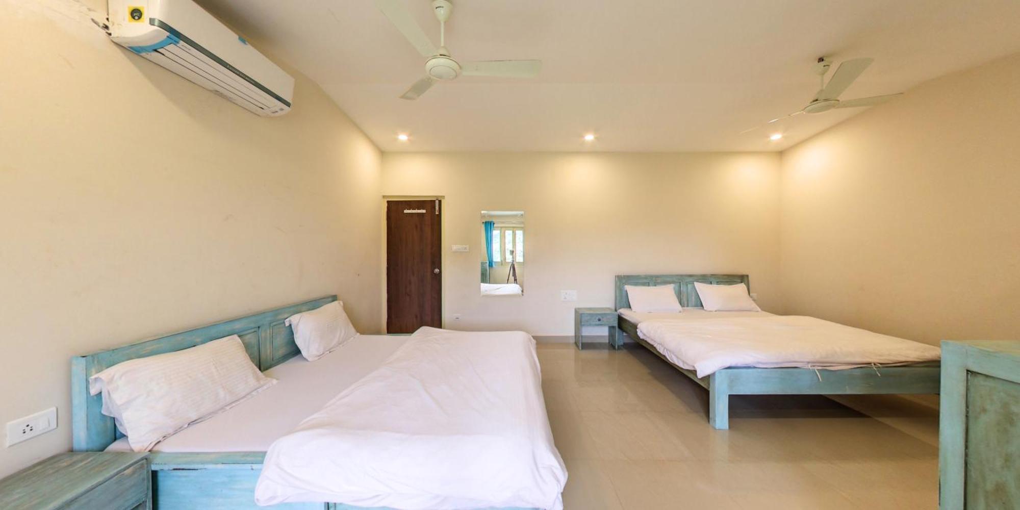 Shikhar Bunglow - A Stunning Valley View Bungalow In Mount Abu Bed & Breakfast ภายนอก รูปภาพ